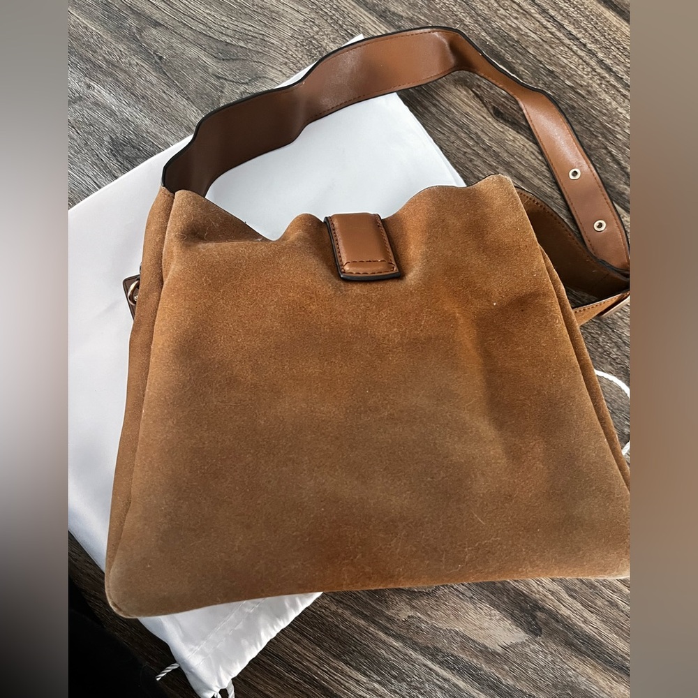 Coach Hadley Shoulder Bag - Picture 6 of 10